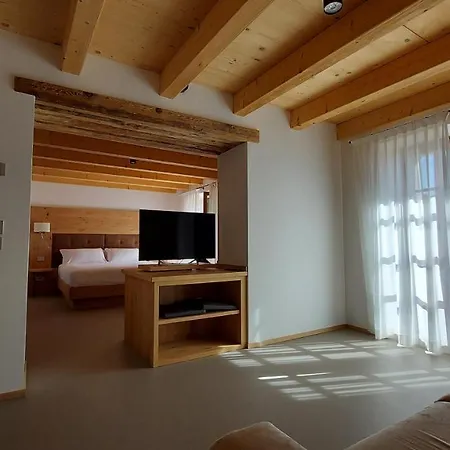 Corte Varola B&B Zia Marisa Belluno Exterior foto