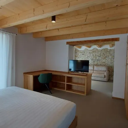 Corte Varola B&B Zia Marisa Belluno Exterior foto